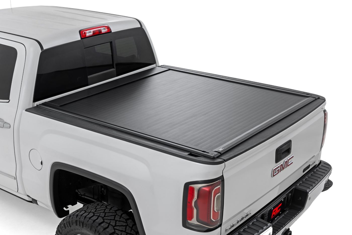 Rough Country Powered Retractable Bed Cover | 5'9" Bed | Chevy/GMC 1500 (14-18 & Classic)