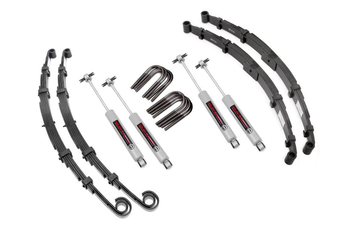Rough Country 2.5 Inch Lift Kit | Jeep CJ5/CJ7 5 4WD (1976-1983)
