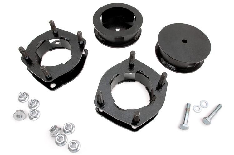 Rough Country 2 Inch Lift Kit | Jeep Grand Cherokee WK 2WD/4WD (2005-2010)