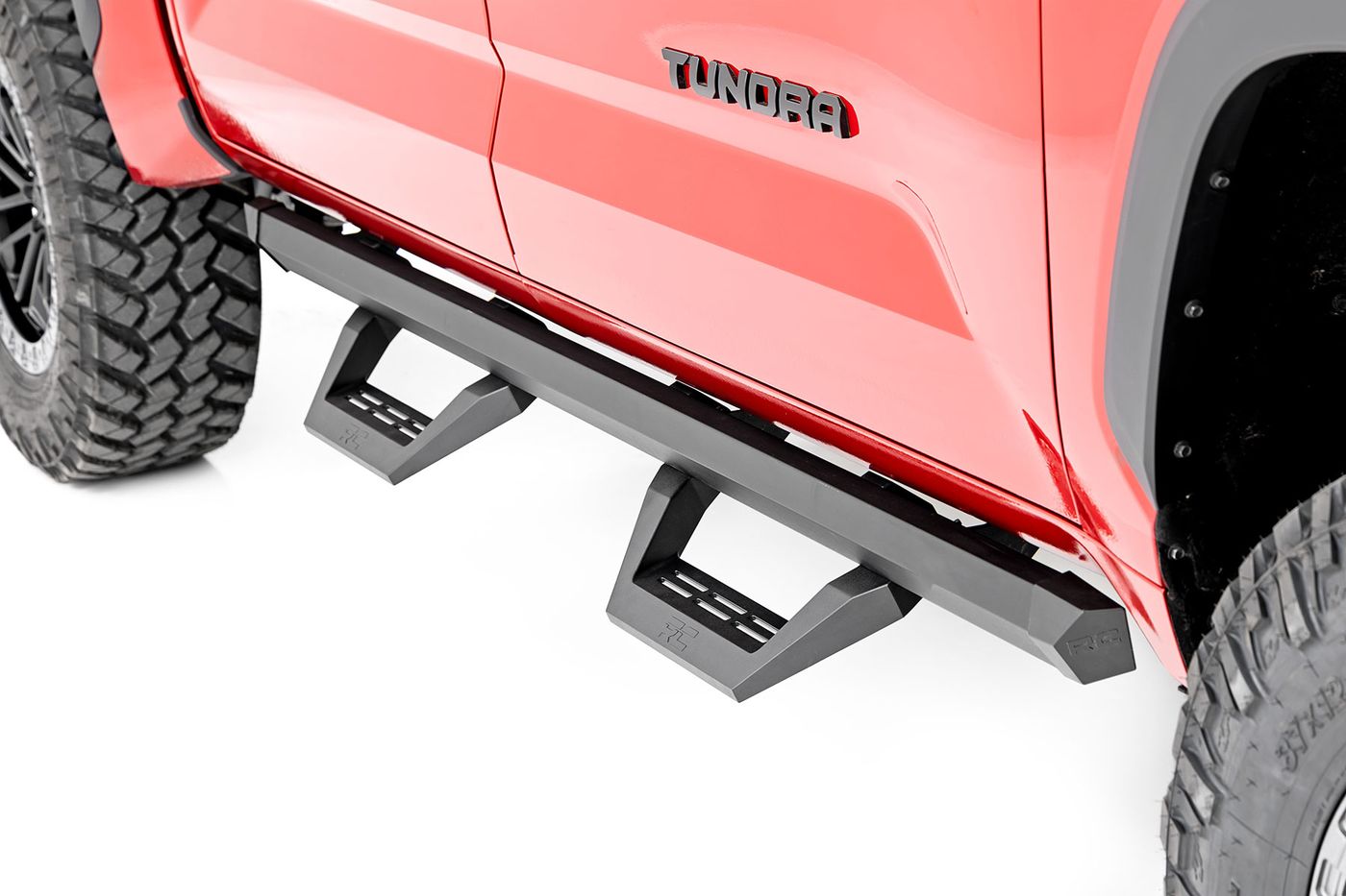Rough Country SRX2 Adj Aluminum Steps | CrewMax | Toyota Tundra 2WD/4WD (2022-2026)