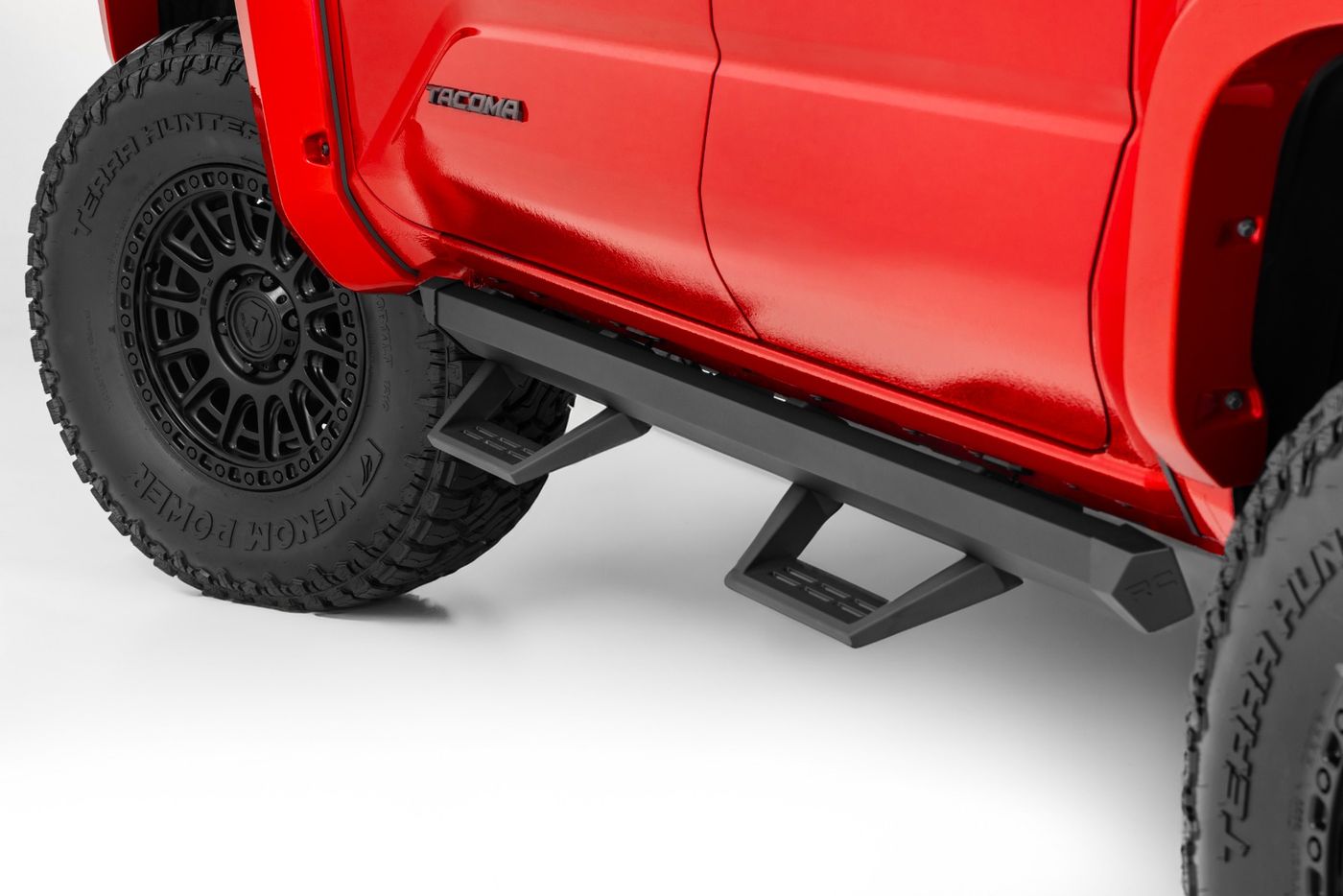 Rough Country SRL2 Adjustable Aluminum Steps | Double Cab | Toyota Tacoma 2WD/4WD (24-26)