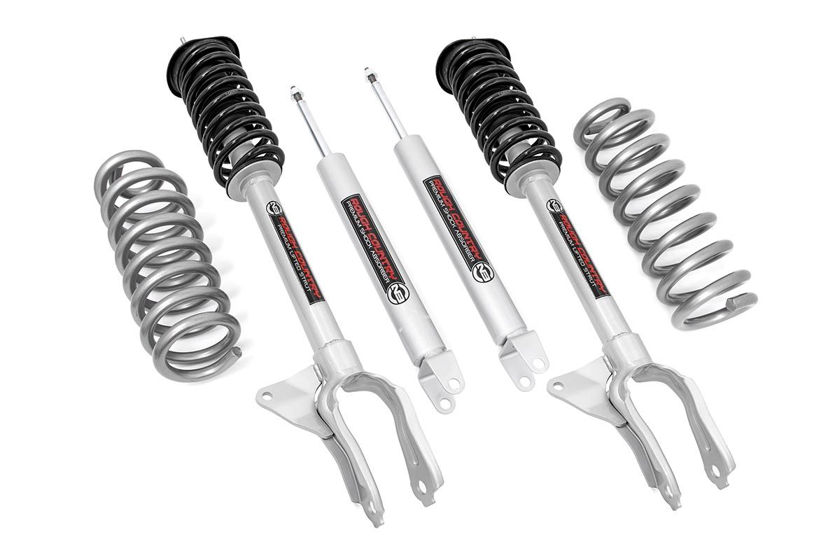 Rough Country 2.5 Inch Lift Kit | N3 Struts | Jeep Grand Cherokee 4WD (2016-2022)