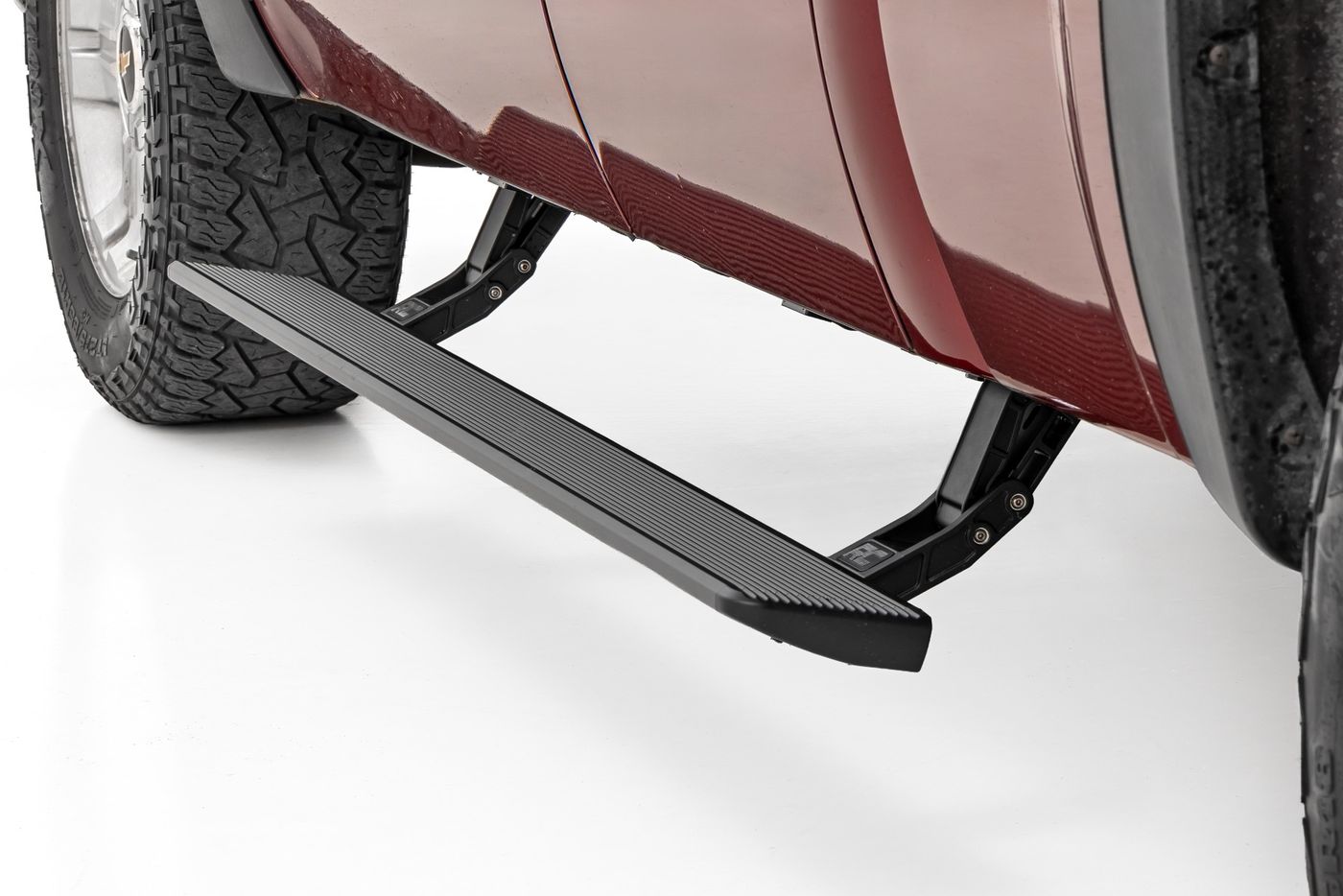 Rough Country Power Running Boards | HT-Series | Double Cab | Chevy/GMC 1500/2500HD/3500HD (14-18)