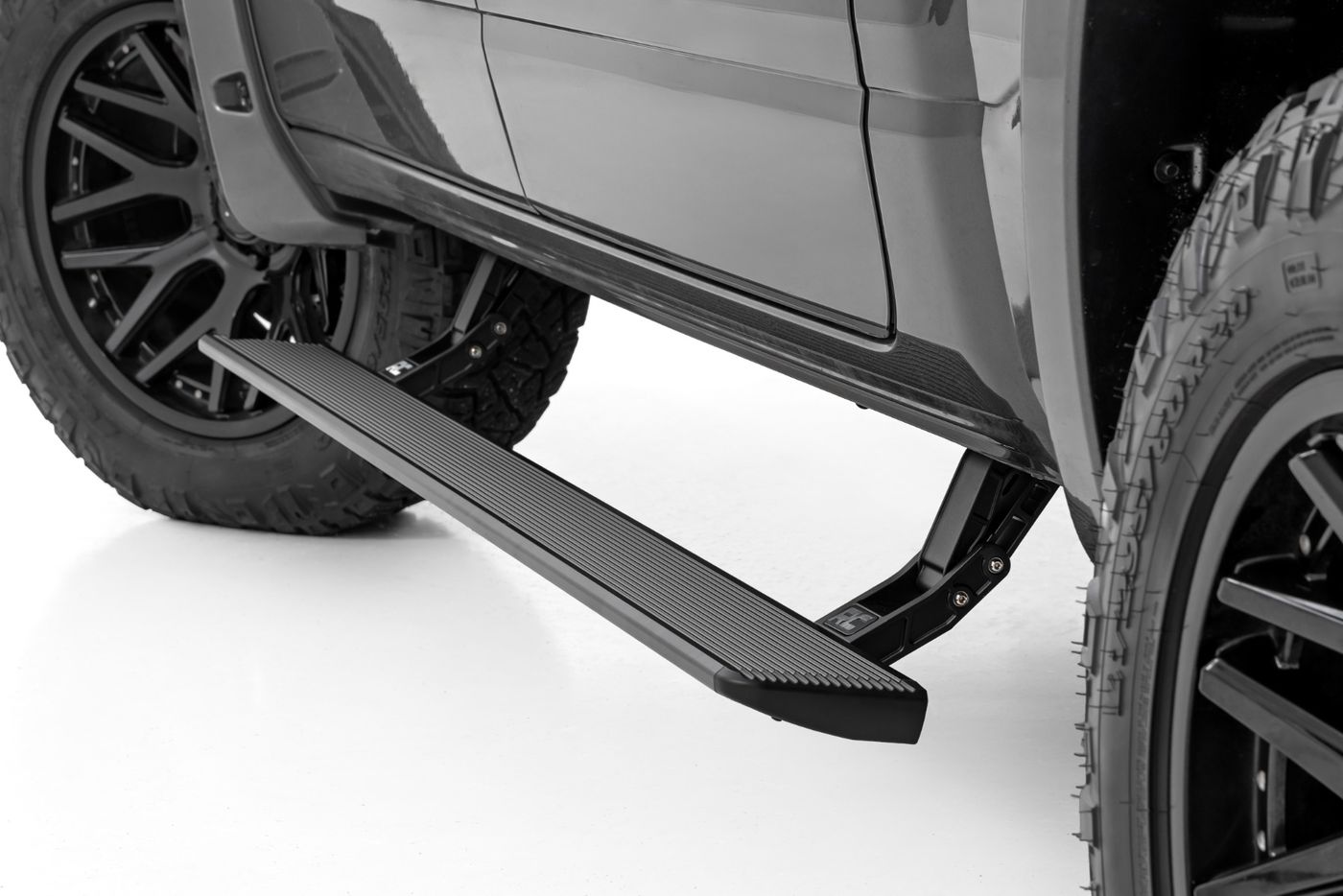 Rough Country Power Running Boards | HT-Series | Crew Cab | Ram 1500 (19-26)/1500 TRX (21-24)