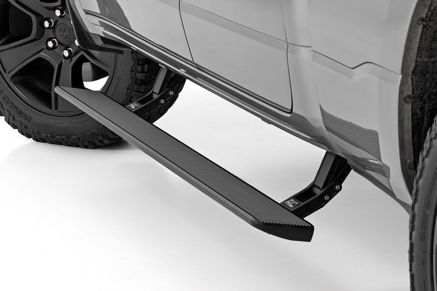 Rough Country Power Running Boards | HT-Series | Quad Cab | Ram 1500 (19-26)/1500 TRX (21-24)