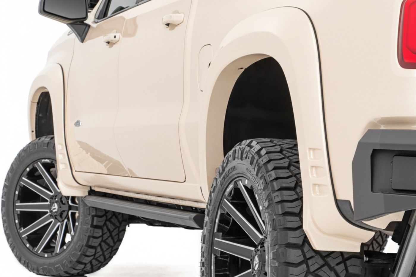 Rough Country SF1 Fender Flares | G42 White Sands | Chevy Silverado 1500 2WD/4WD (19-26)
