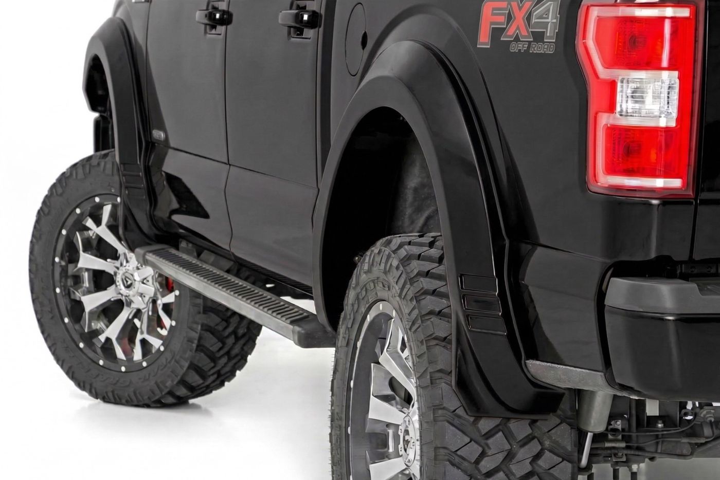 Rough Country SF1 Fender Flares | G1 Absolute Black | Ford F-150 2WD/4WD (2018-2020)