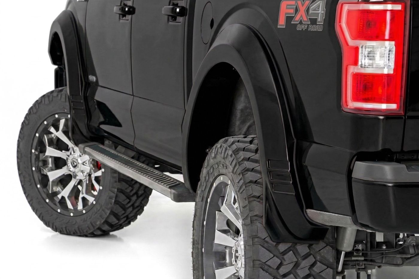 Rough Country SF1 Fender Flares | UM Agate Black | Ford F-150 2WD/4WD (2018-2020)