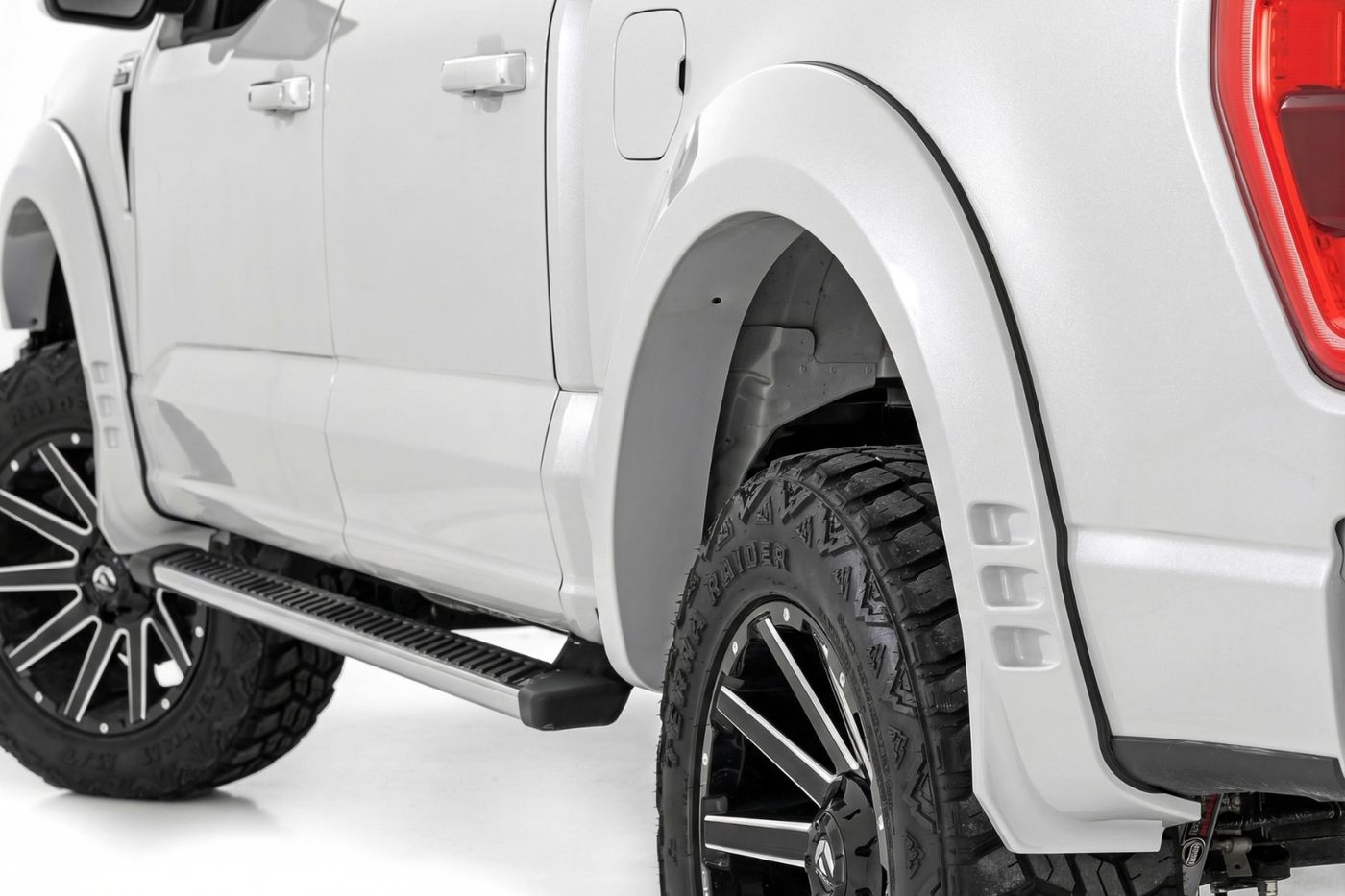 Rough Country SF1 Fender Flares | A3 Space White | Ford F-150 2WD/4WD (2021-2026)