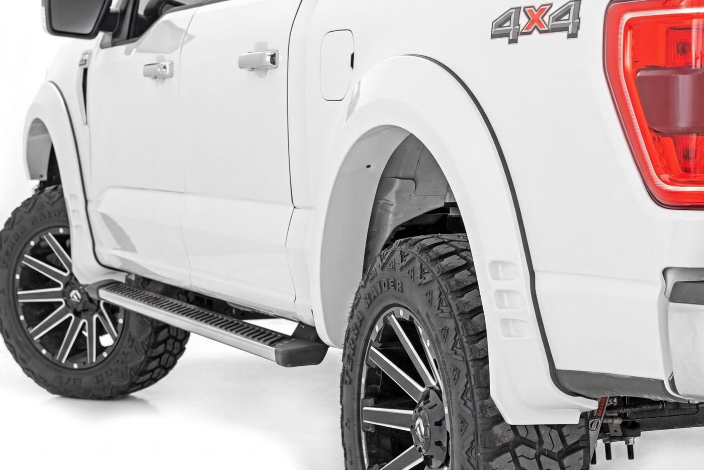 Rough Country SF1 Fender Flares | YZ Oxford White | Ford F-150 2WD/4WD (2021-2026)
