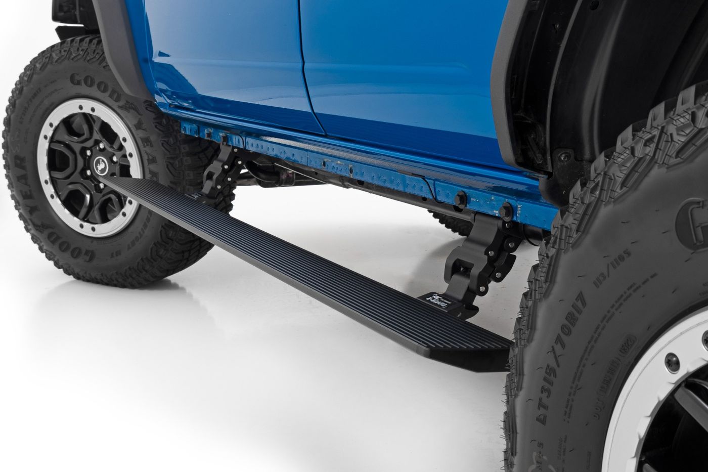 Rough Country Power Running Boards | Dual Electric Motor | 4 Door | Ford Bronco 4WD (21-26)