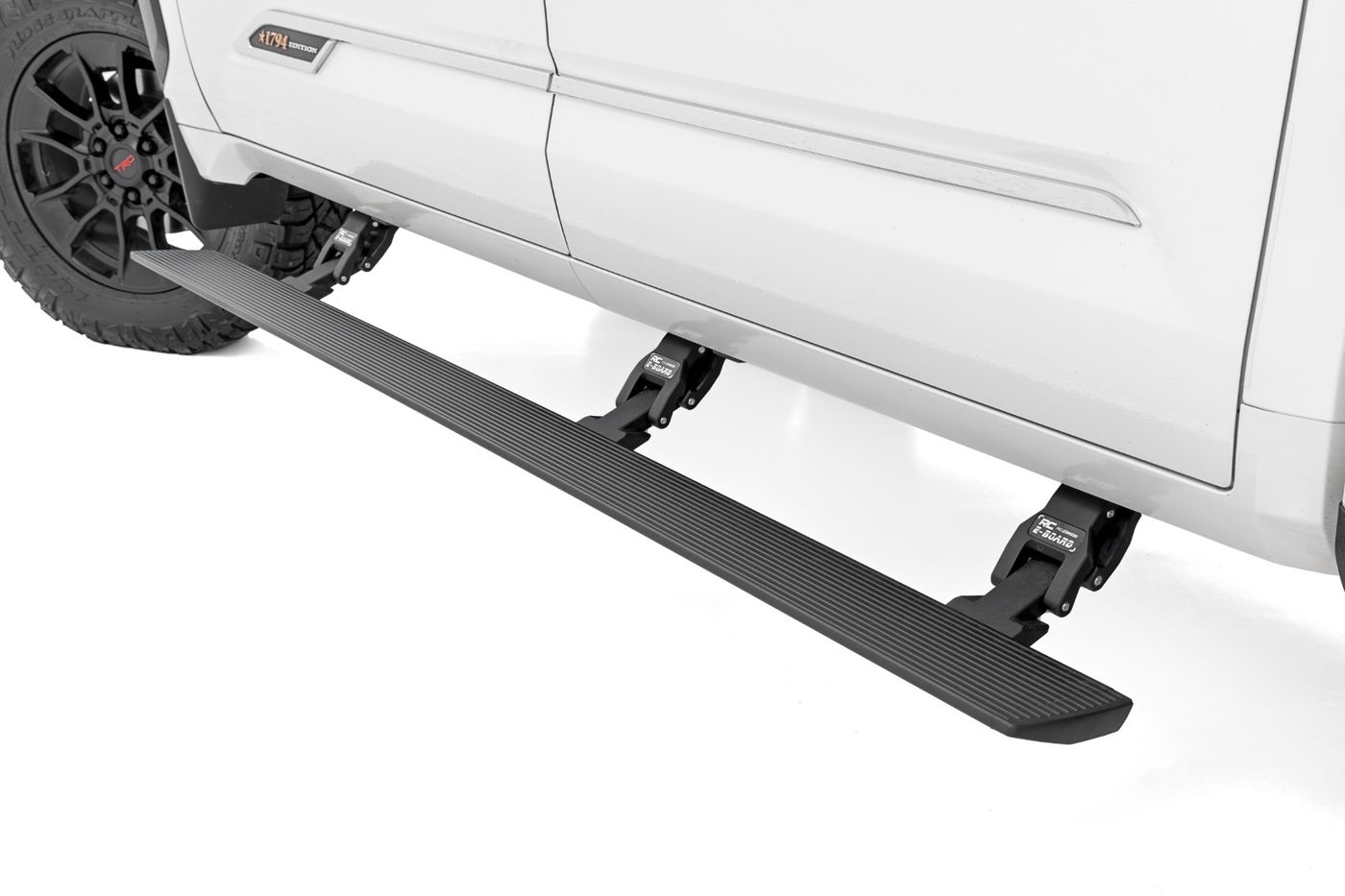 Rough Country Power Running Boards | Dual Electric Motor | CrewMax | Toyota Tundra (22-26)