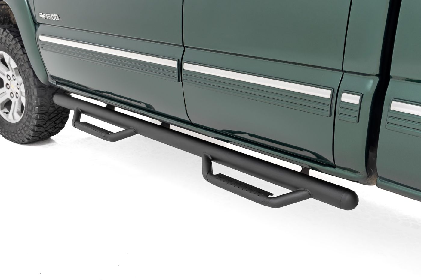 Rough Country Nerf Steps | Cab Length | Chevy/GMC 1500/2500HD (99-06 & Classic)
