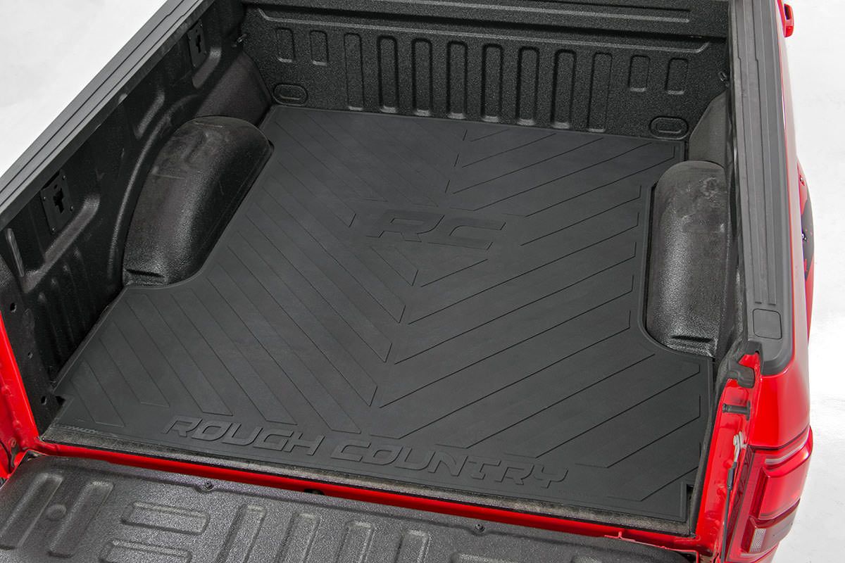 Rough Country Bed Mat | 8' Bed | RC Logo | Ford F-250/F-350 Super Duty 2WD/4WD (2017-2026)