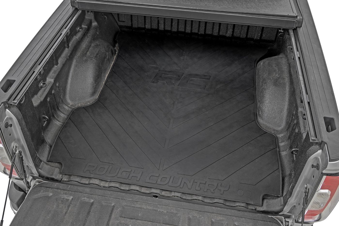 Rough Country Bed Mat | 5' Bed | RC Logo | Chevy/GMC Canyon/Colorado 2WD/4WD (2015-2022)