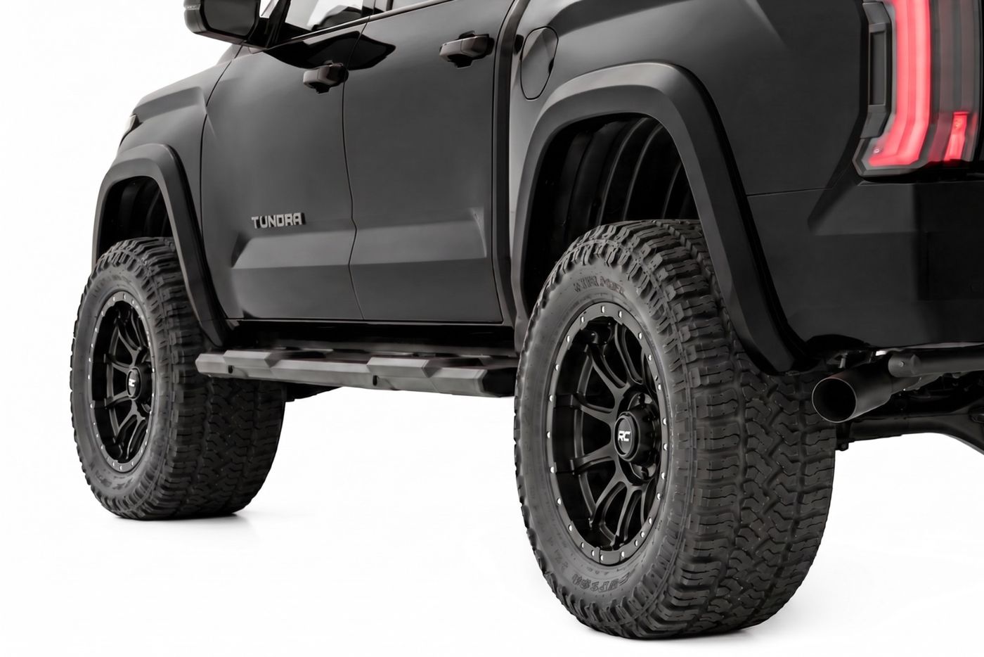 Rough Country Sport Fender Flares | Black | Toyota Tundra 2WD/4WD (2022-2026)